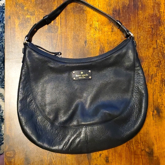 Kate Spade Purse - Picture 1 of 4
